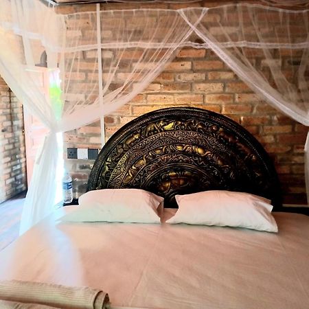 Airport Villa Kamatha -Foreign Booking Only Катунаяка Экстерьер фото