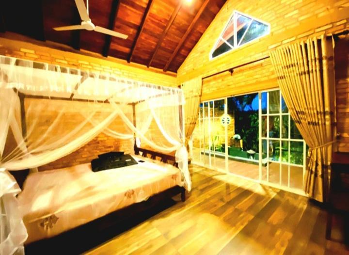 Airport Villa Kamatha -Foreign Booking Only Катунаяка Экстерьер фото