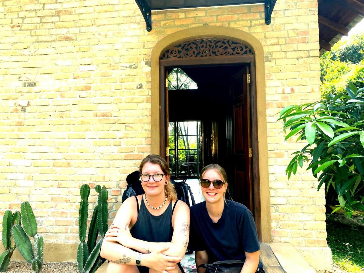 Airport Villa Kamatha -Foreign Booking Only Катунаяка Экстерьер фото