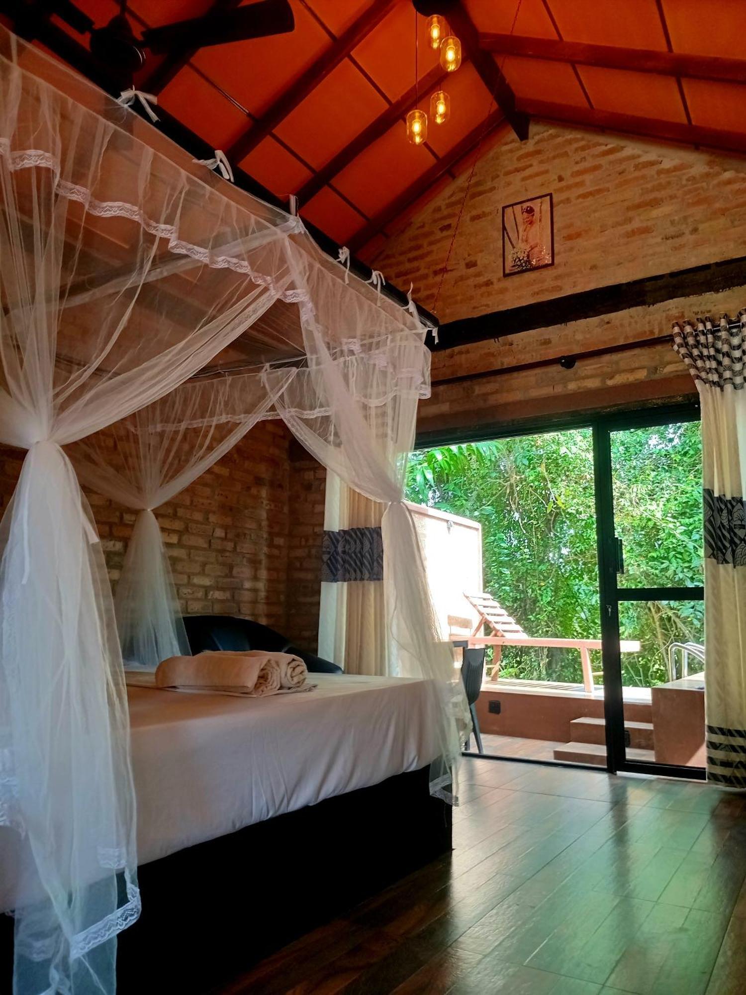 Airport Villa Kamatha -Foreign Booking Only Катунаяка Экстерьер фото
